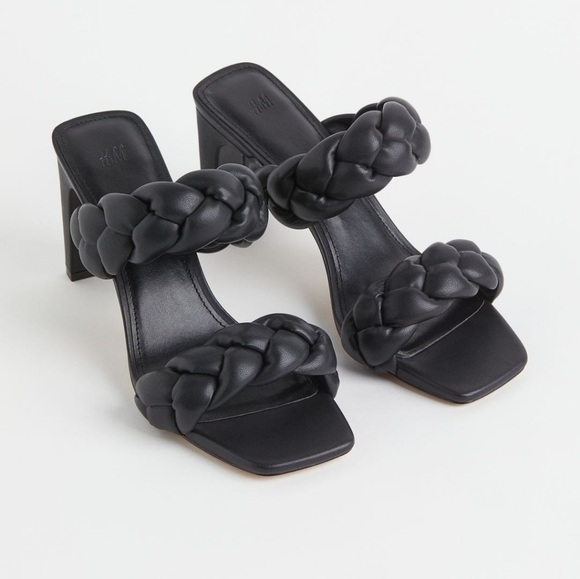 Slip on sandels in faux leather. Heel height 3 1/4 in - brand new - Picture 1 of 2